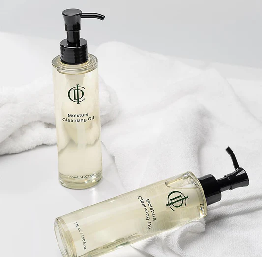 Paso 1 · Cleansing Oil